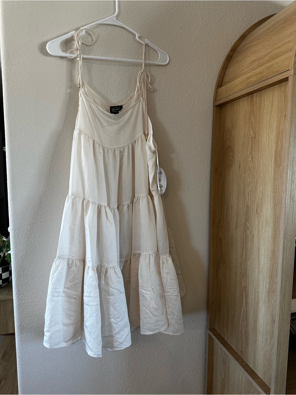 Scoop Cream Tiered Sundress with Tie Straps